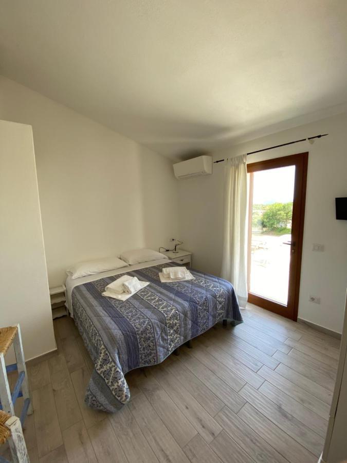 Molti Mari B&B Resort Олбия Екстериор снимка